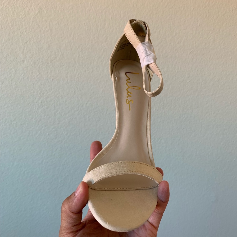 Lulu’s Formal Heels - Picture 3 of 6